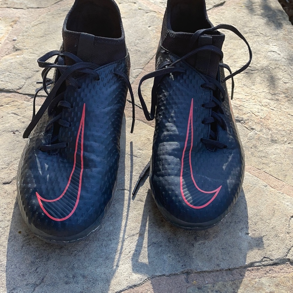 Nike Kid's Phantom Soccer Cleats